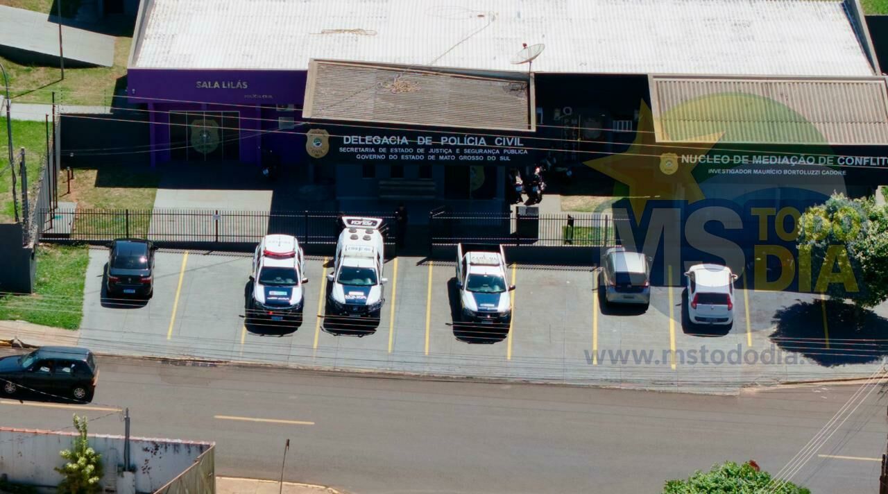 Imagem de compartilhamento para o artigo Homem é preso em flagrante por tentativa de feminicídio após atropelar companheira em Costa Rica da MS Todo dia